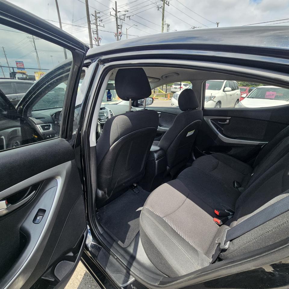 2016 Hyundai Elantra Limited Photo