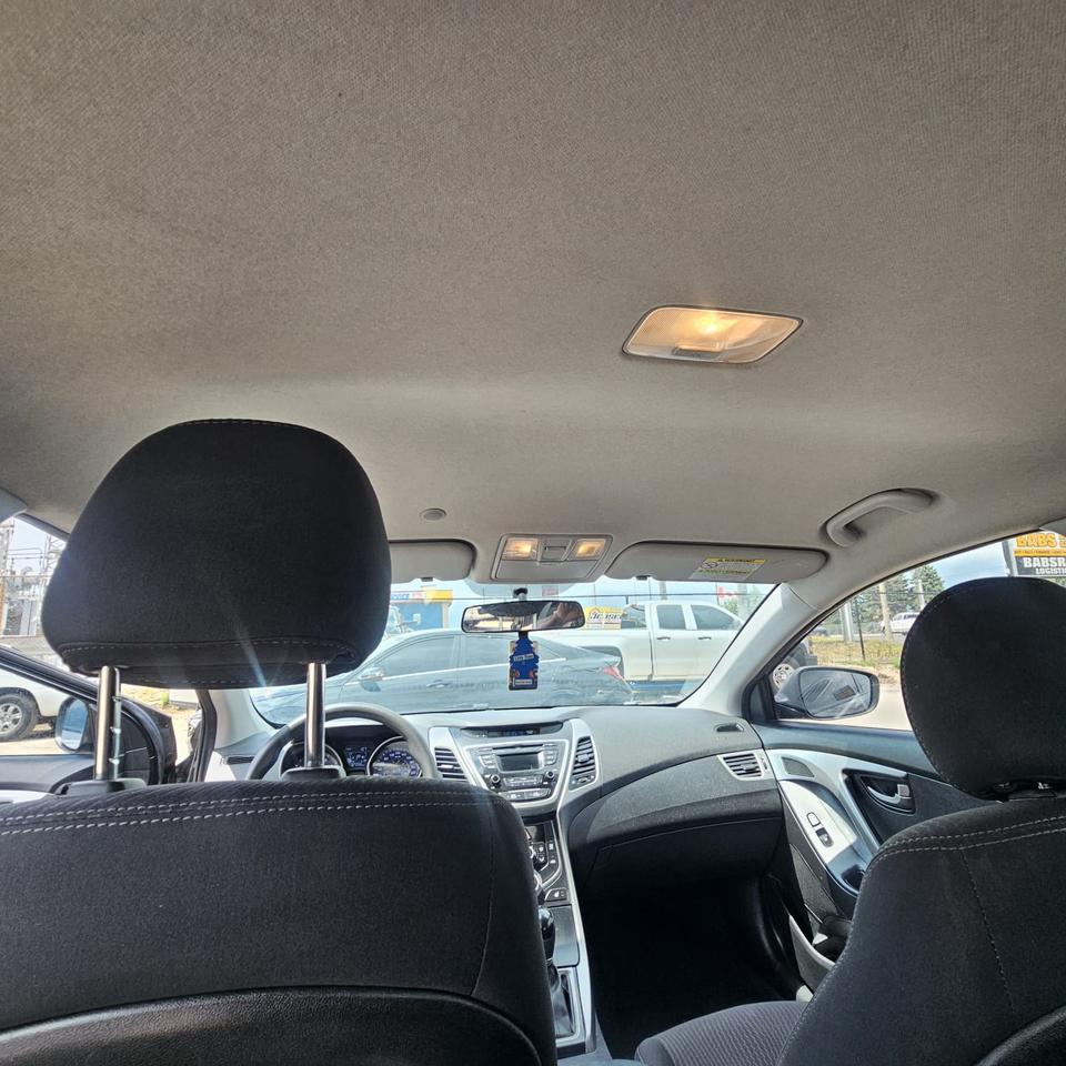 2016 Hyundai Elantra Limited Photo