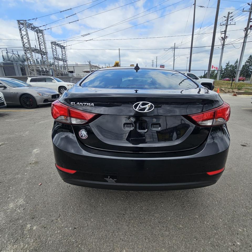 2016 Hyundai Elantra Limited Photo