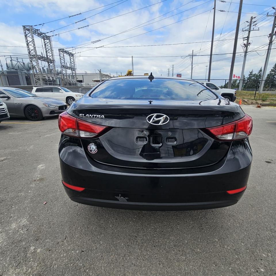 2016 Hyundai Elantra Limited Photo