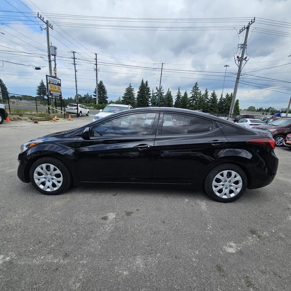 2016 Hyundai Elantra Limited Photo