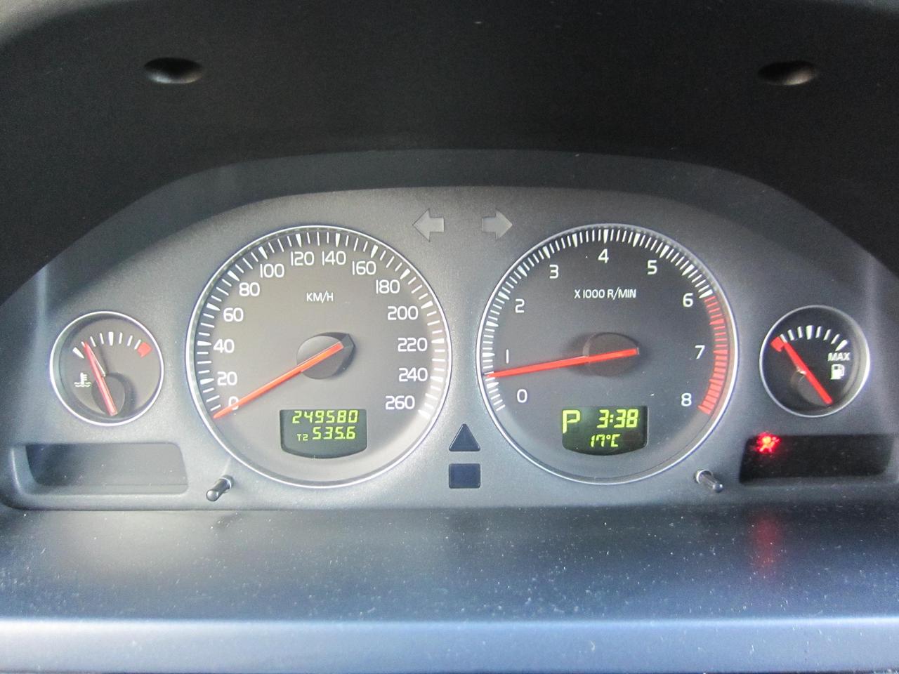 2006 Volvo XC90  Photo