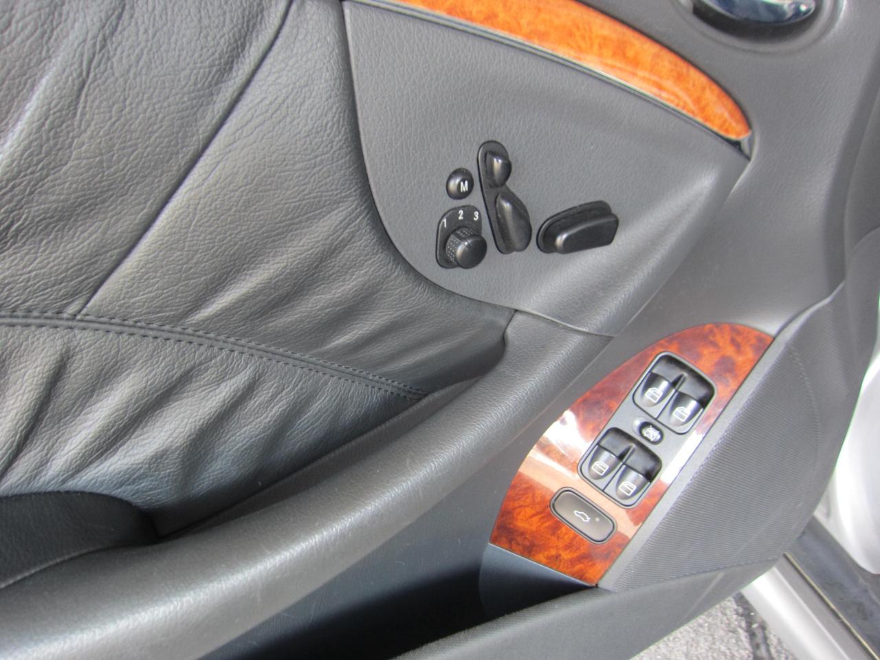 2005 Mercedes-Benz CLK-Class CLK500 Photo