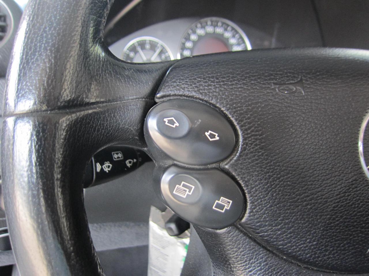 2005 Mercedes-Benz CLK-Class CLK500 Photo