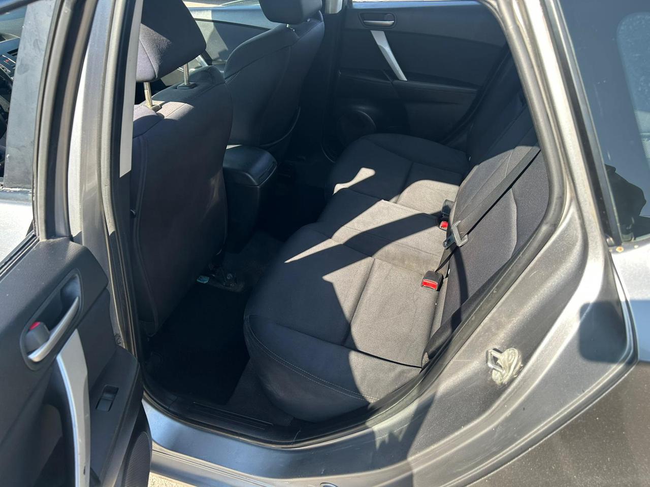 2010 Mazda MAZDA3 s Grand Touring Photo