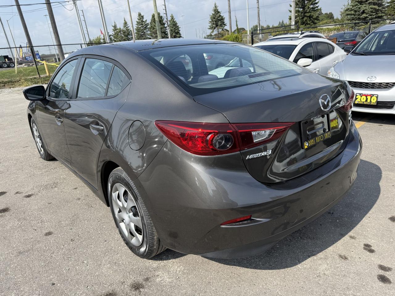 2014 Mazda MAZDA3 I Sport Photo