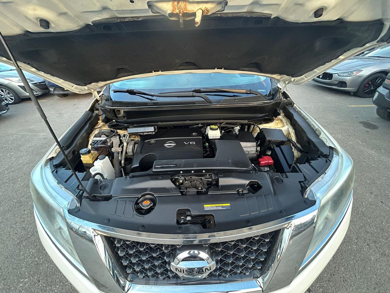 2014 Nissan Pathfinder S Photo