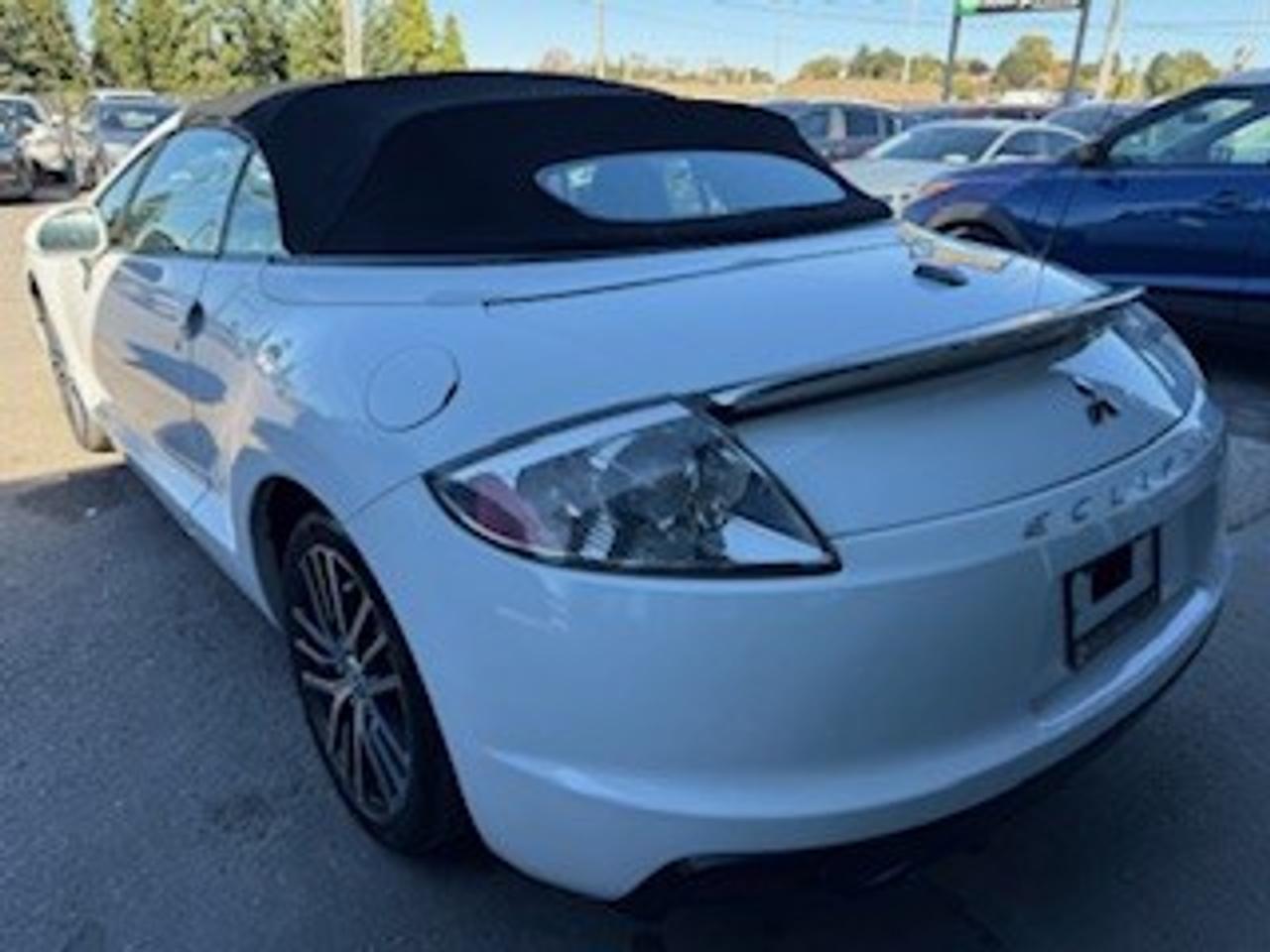 2011 Mitsubishi Eclipse GS Spyder Photo