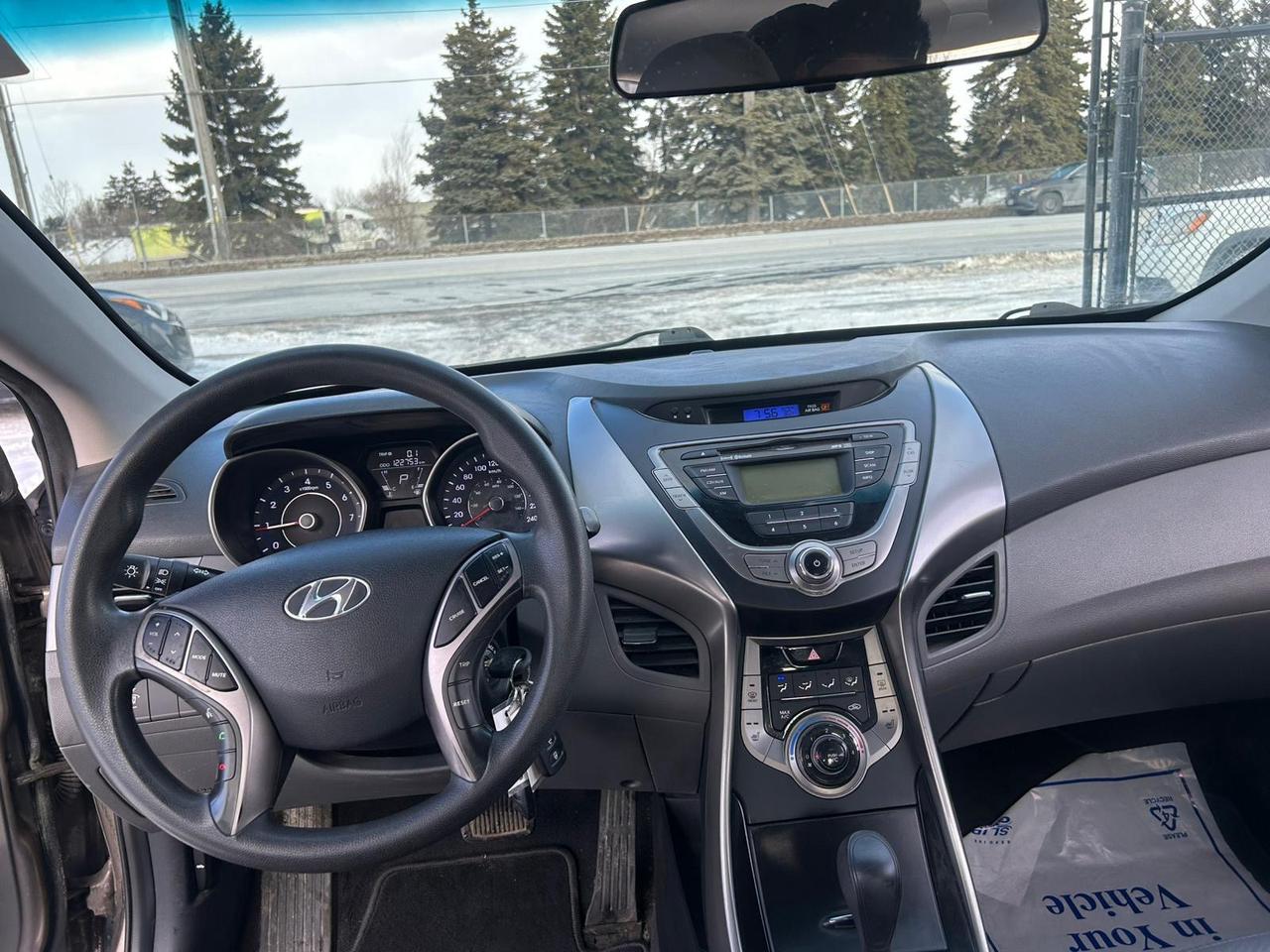 2013 Hyundai Elantra Limited Photo4