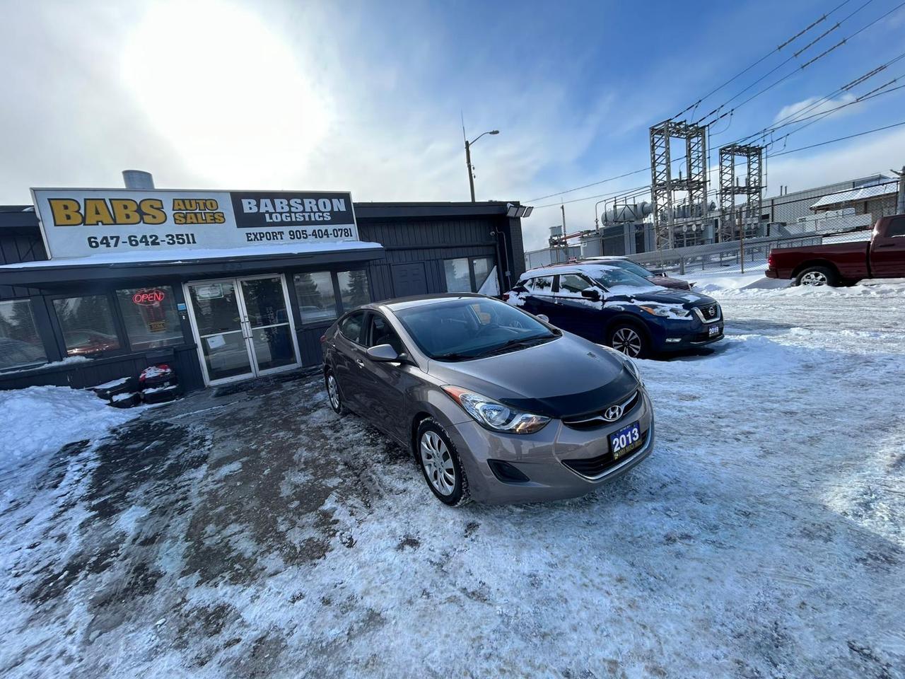 2013 Hyundai Elantra Limited Photo3