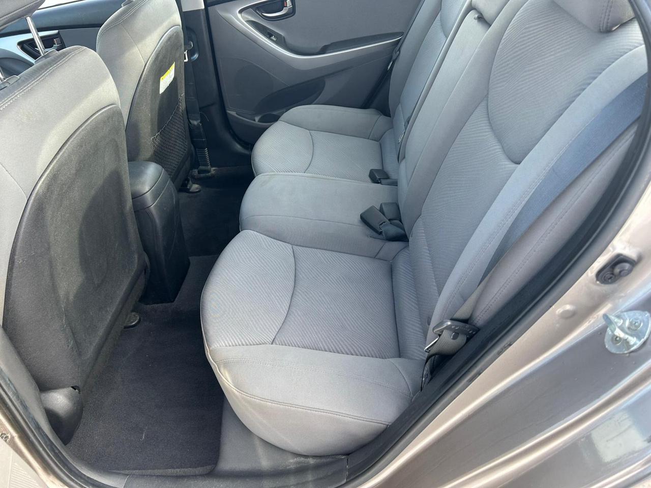 2013 Hyundai Elantra Limited Photo