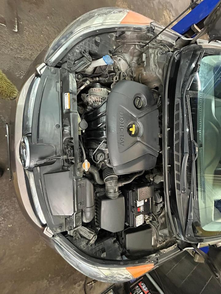 2013 Hyundai Elantra Limited Photo