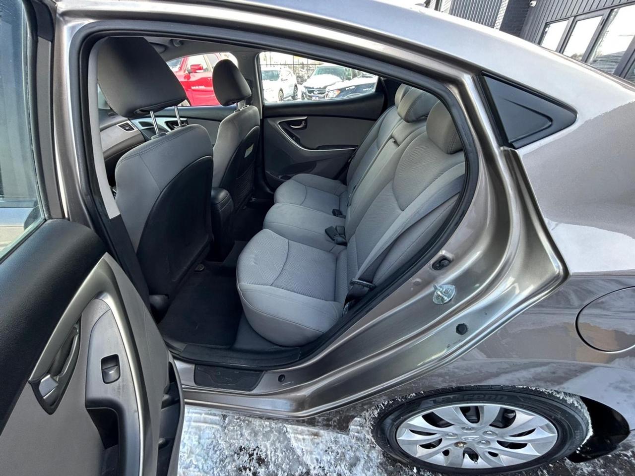 2013 Hyundai Elantra Limited Photo