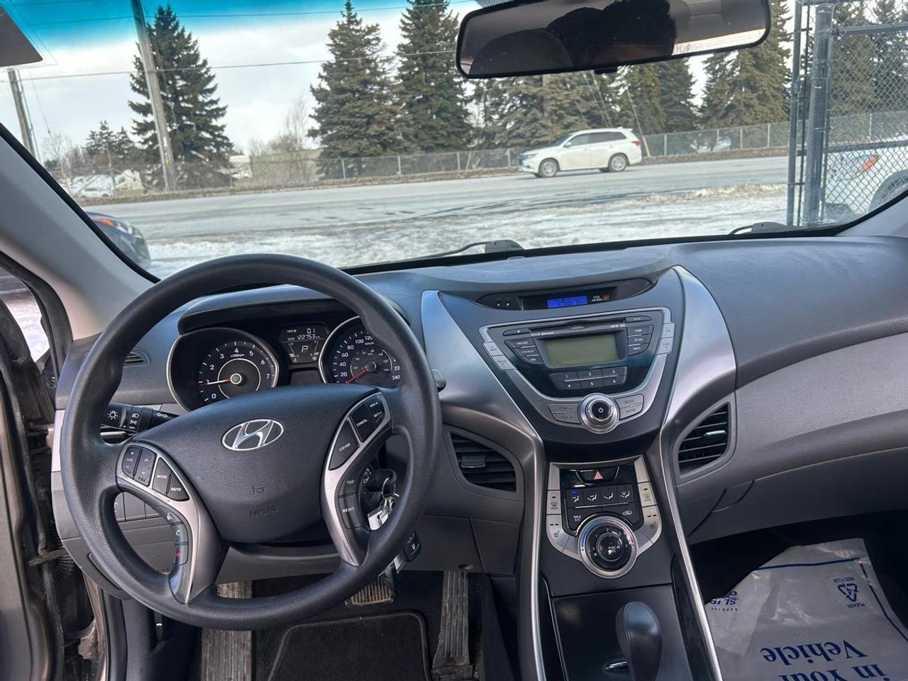 2013 Hyundai Elantra Limited Photo