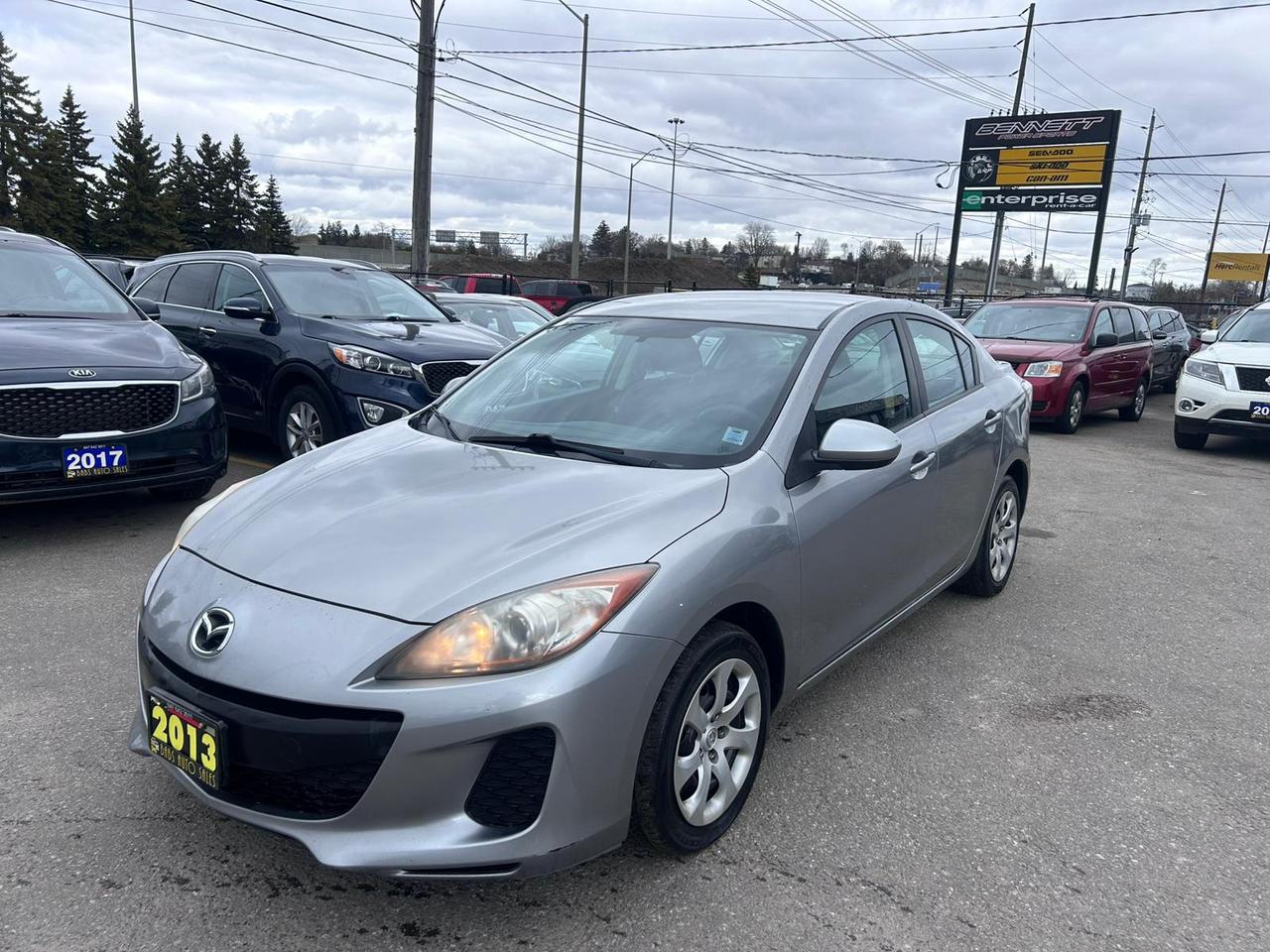 2013 Mazda MAZDA3 I Sport Photo0