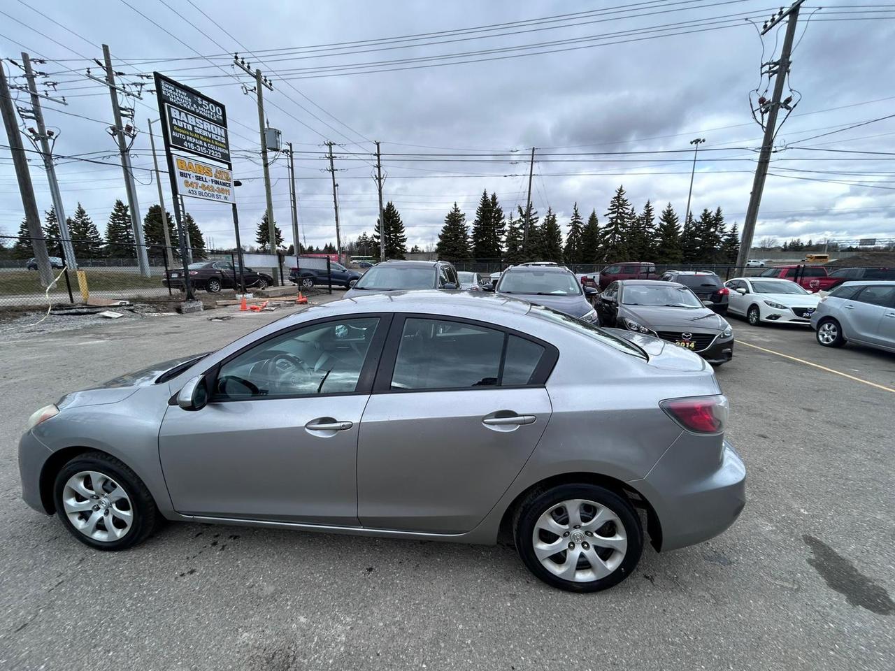 2013 Mazda MAZDA3 I Sport Photo