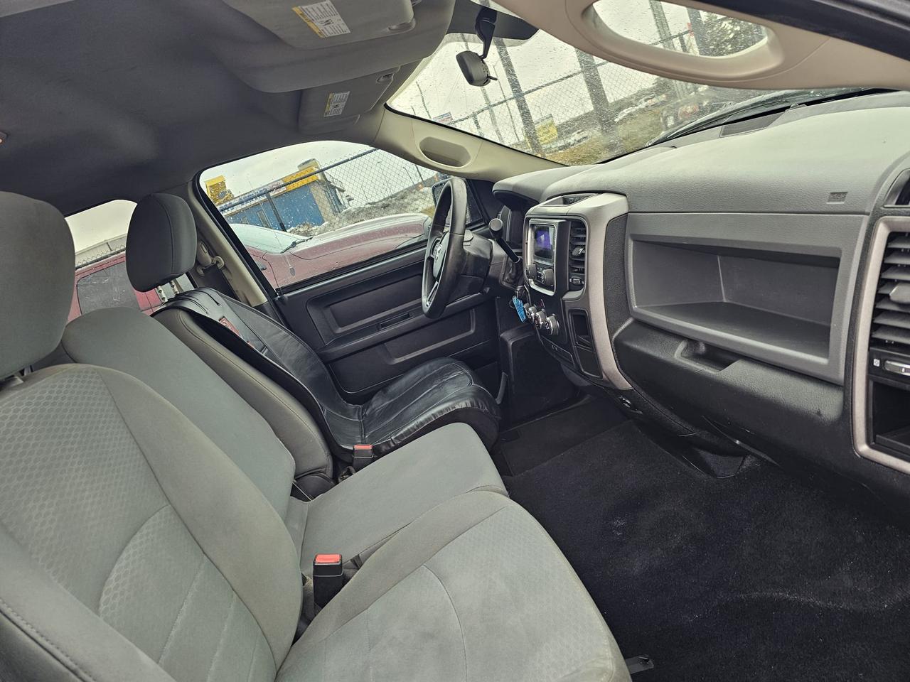 2016 RAM 1500 TRADESMAN Photo