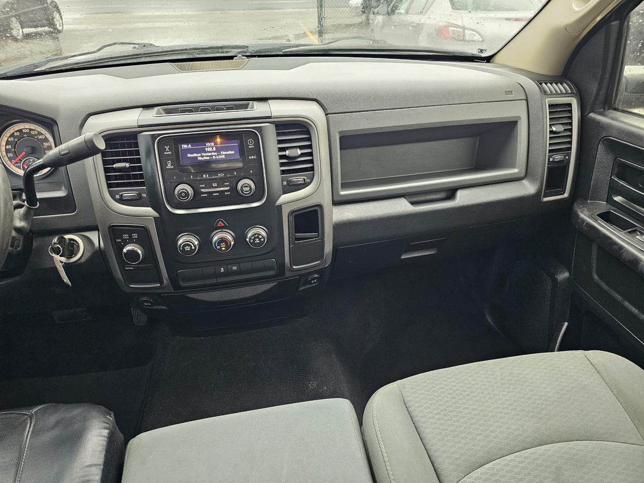 2016 RAM 1500 TRADESMAN Photo