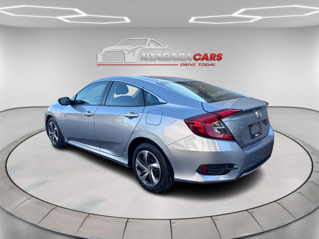 2019 Honda Civic LX Photo3