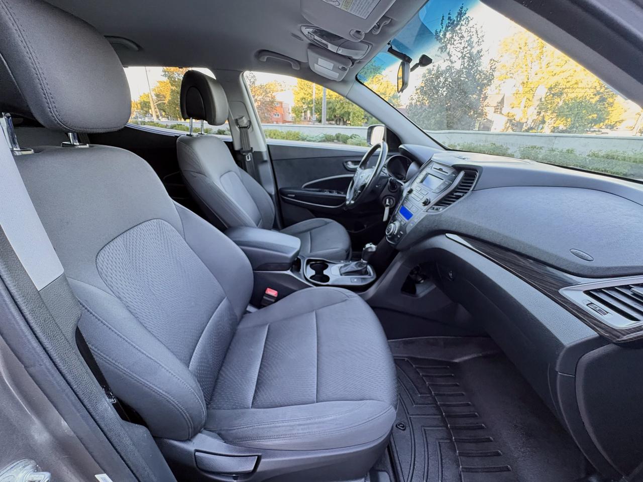 2015 Hyundai Santa Fe Sport GLS Photo