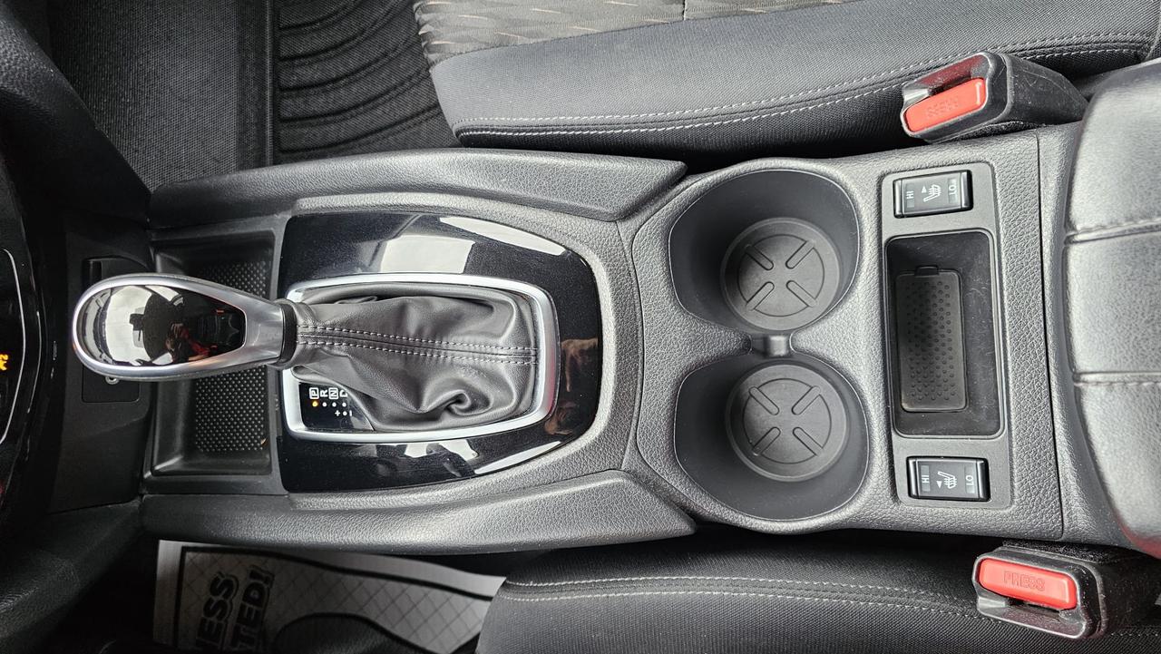 2019 Nissan Rogue SV Photo