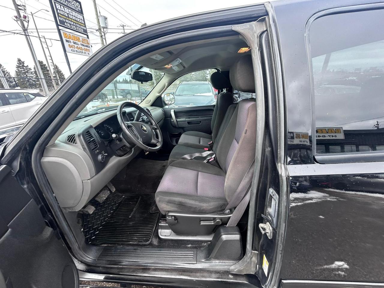 2011 Chevrolet Silverado 1500 LS Photo