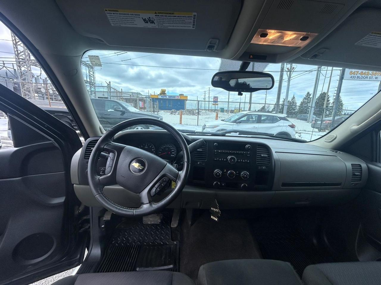 2011 Chevrolet Silverado 1500 LS Photo4