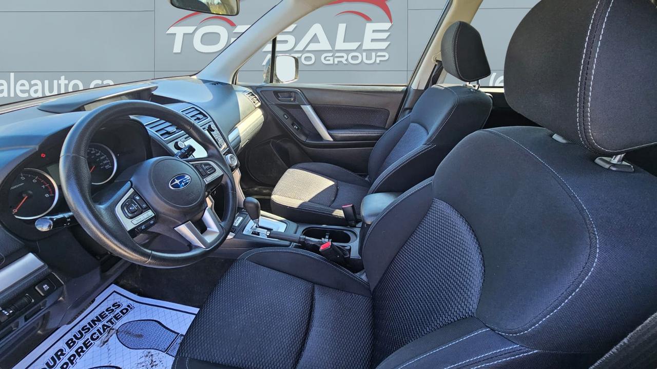 2018 Subaru Forester 2.5i Photo