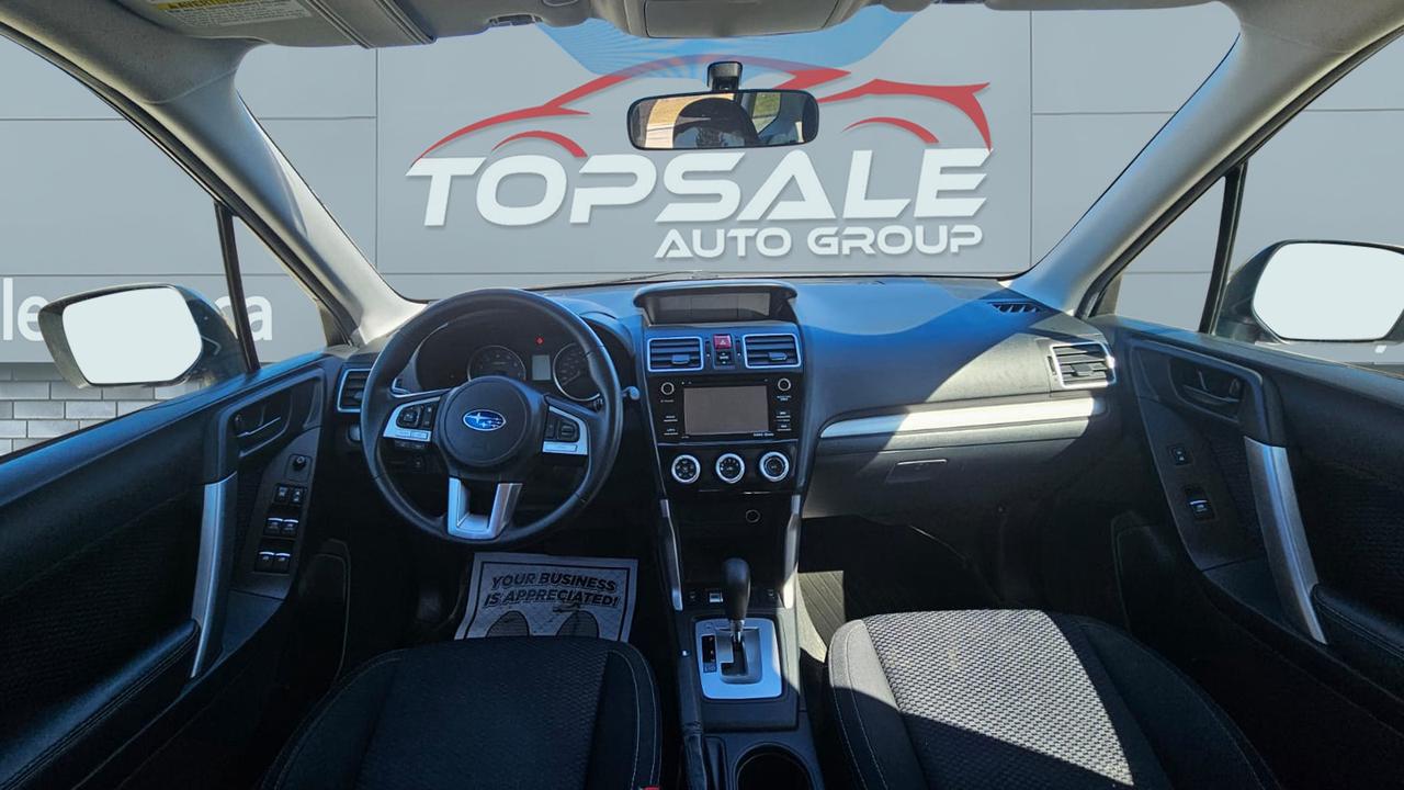 2018 Subaru Forester 2.5i Photo