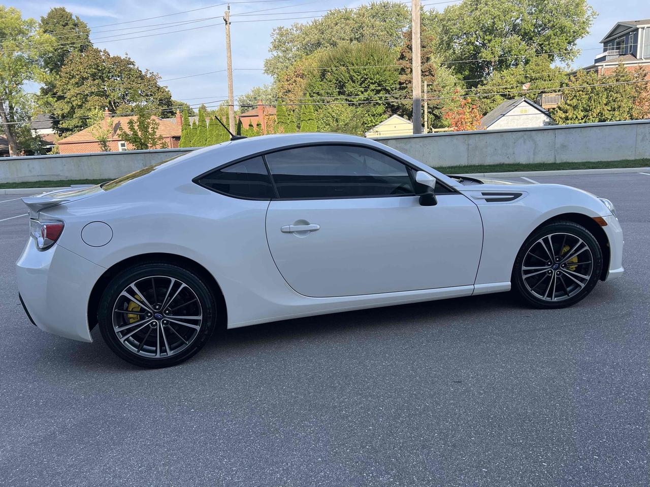 2014 Subaru BRZ Sport Tech-Limited Photo4
