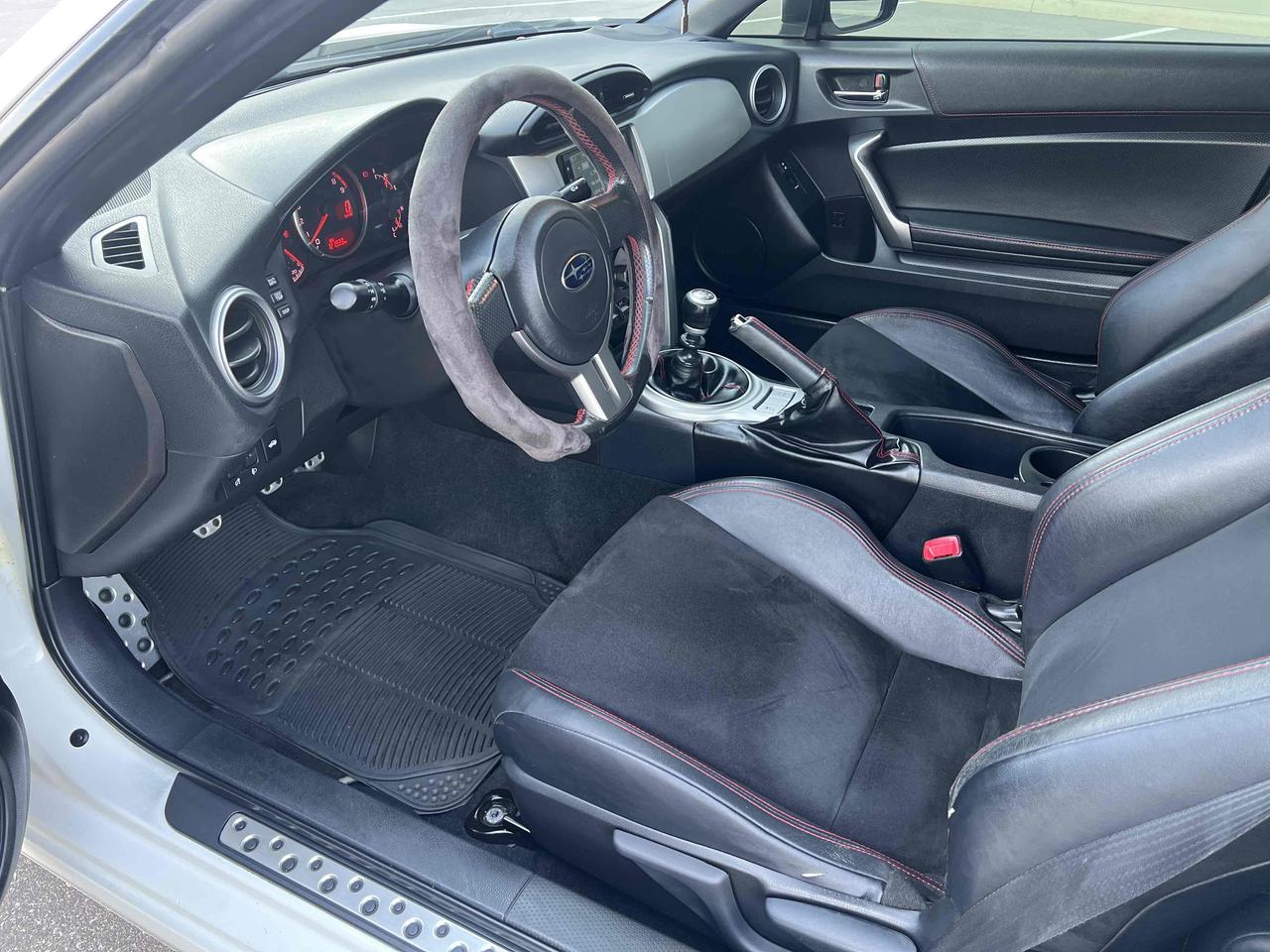 2014 Subaru BRZ Sport Tech-Limited Photo