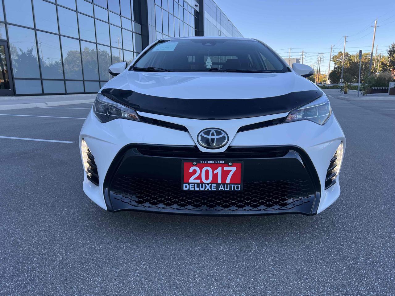 2017 Toyota Corolla LE Photo4