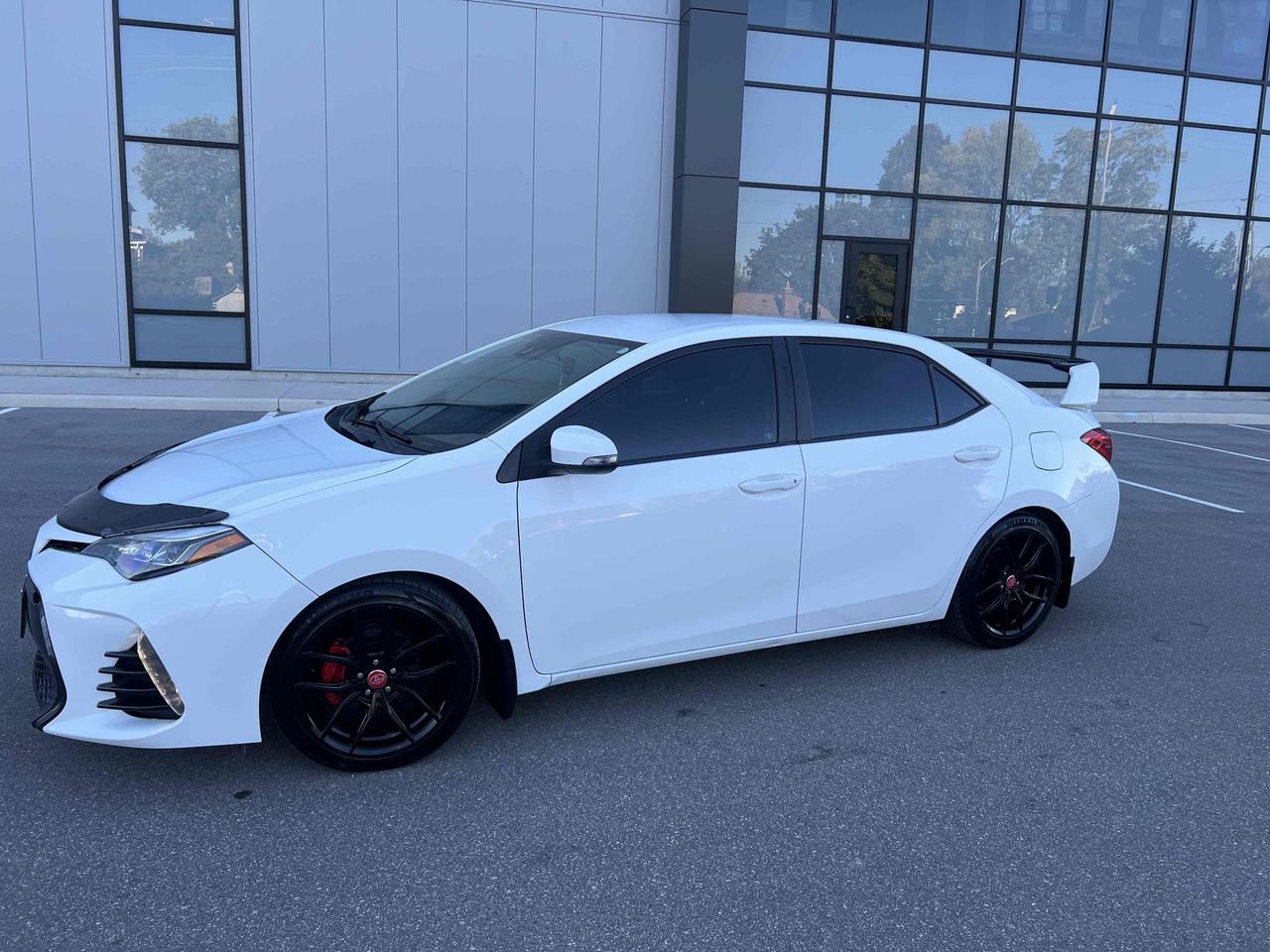 2017 Toyota Corolla LE Photo