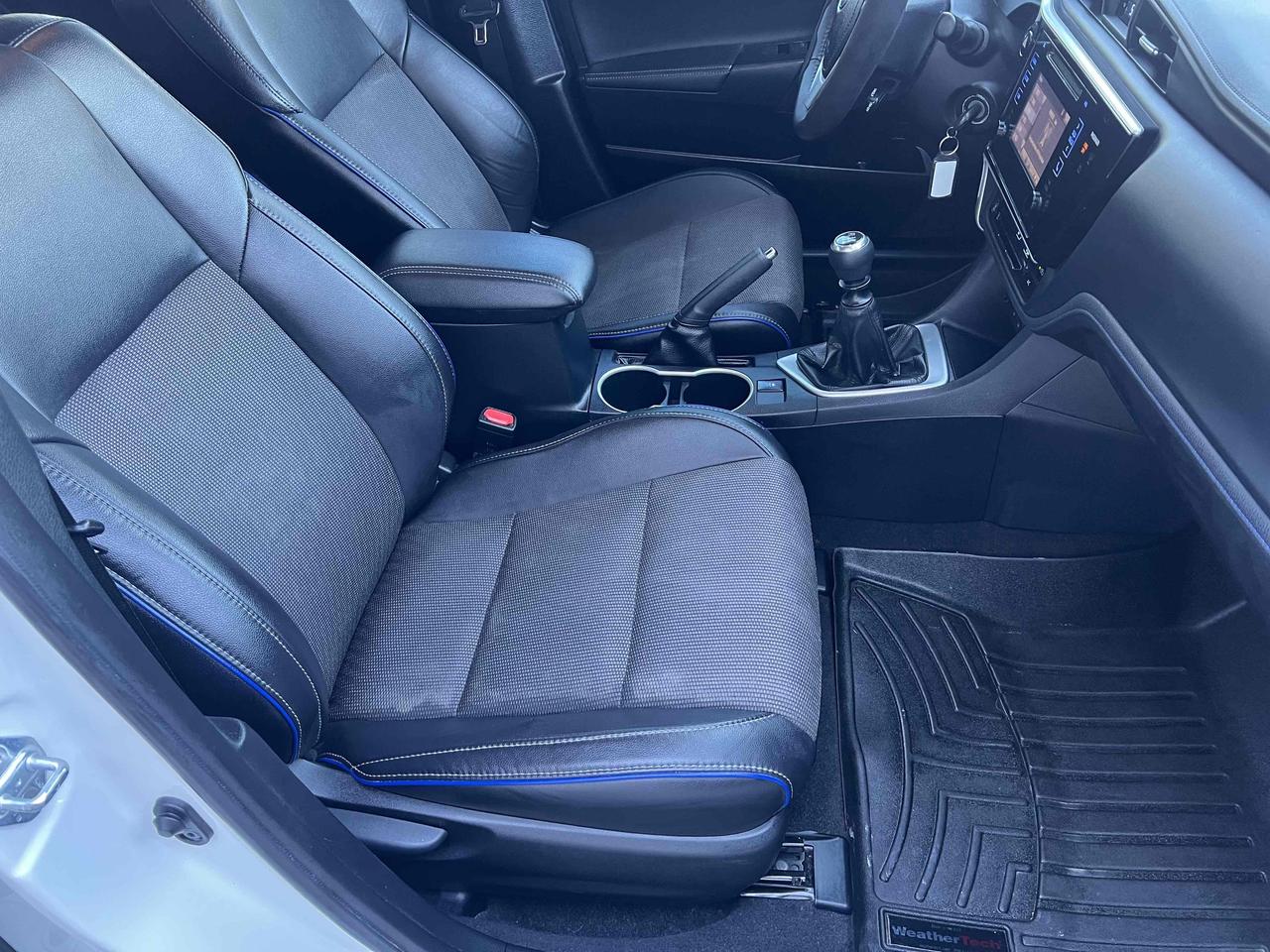 2017 Toyota Corolla LE Photo