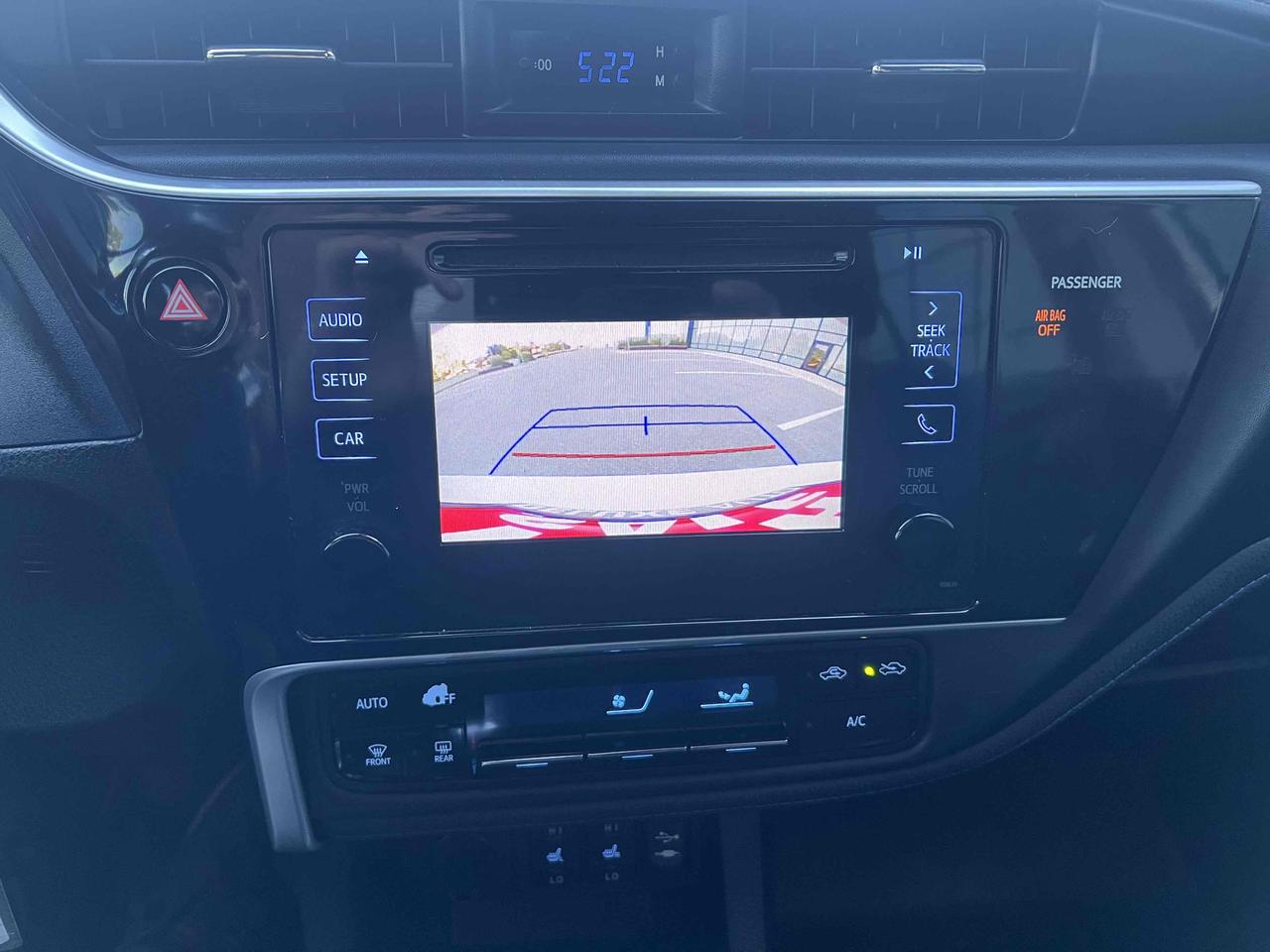 2017 Toyota Corolla LE Photo