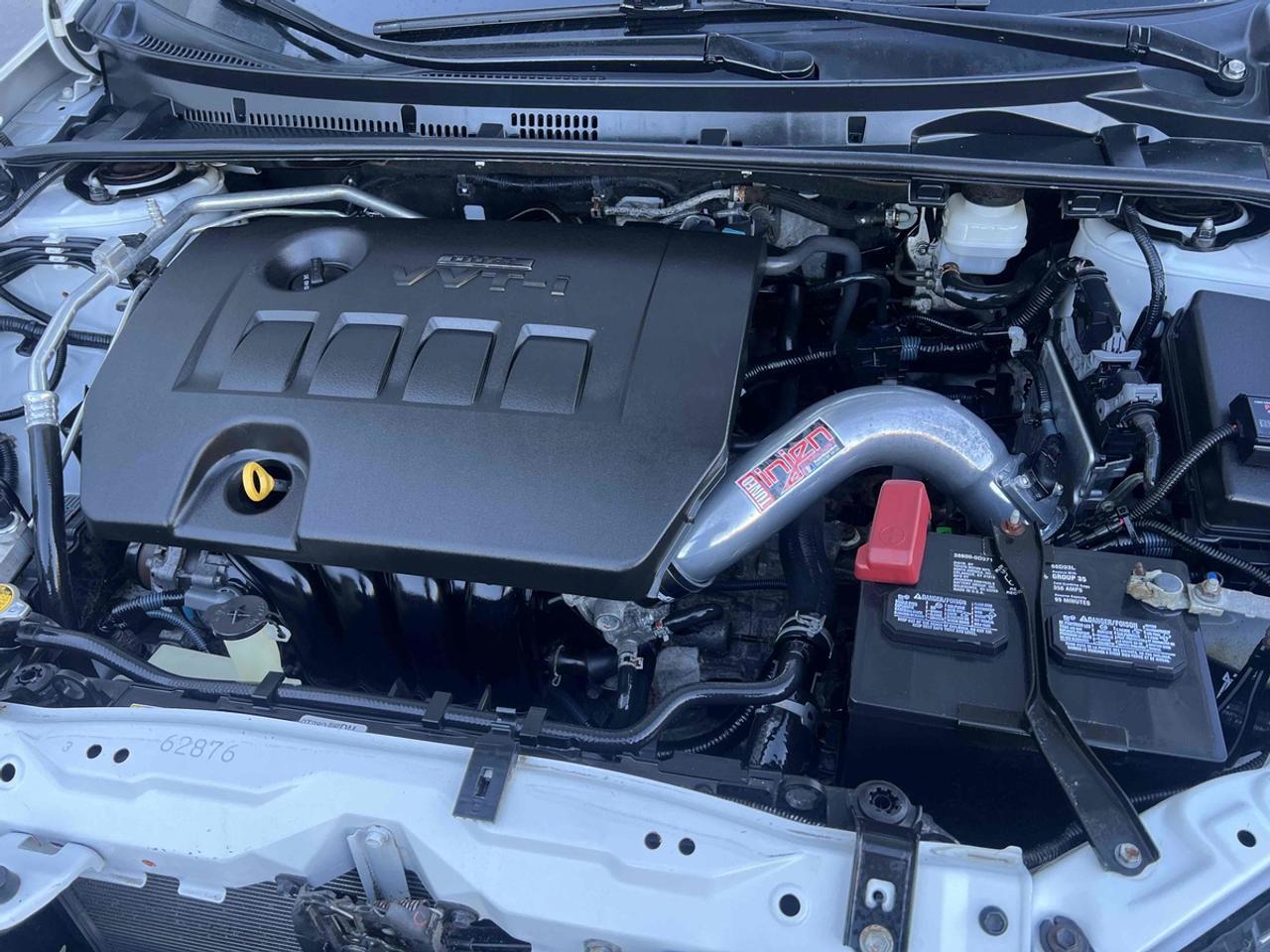 2017 Toyota Corolla LE Photo