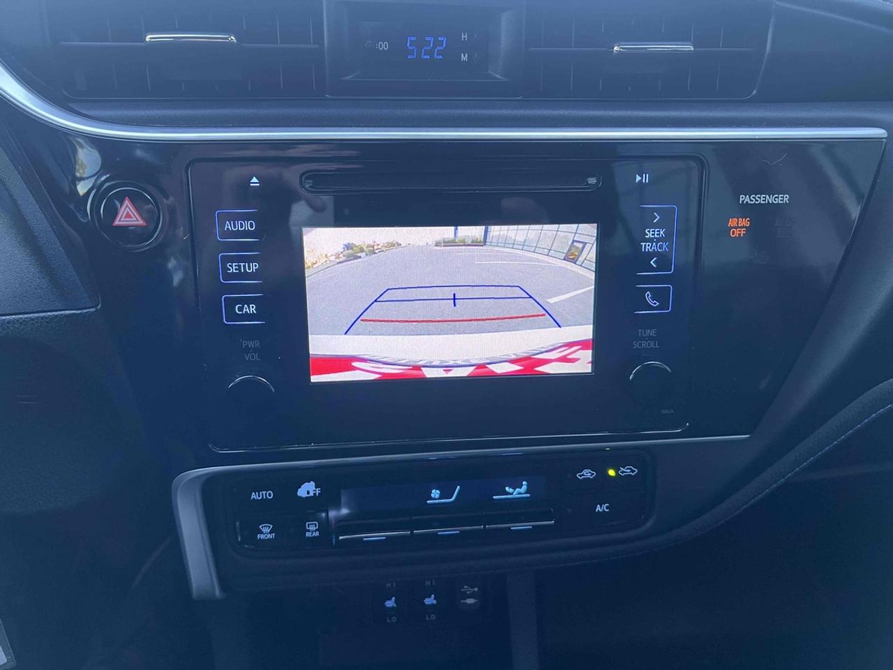 2017 Toyota Corolla LE Photo