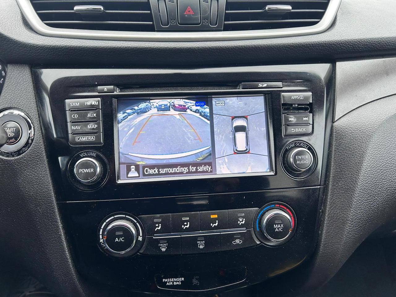 2016 Nissan Rogue S Photo