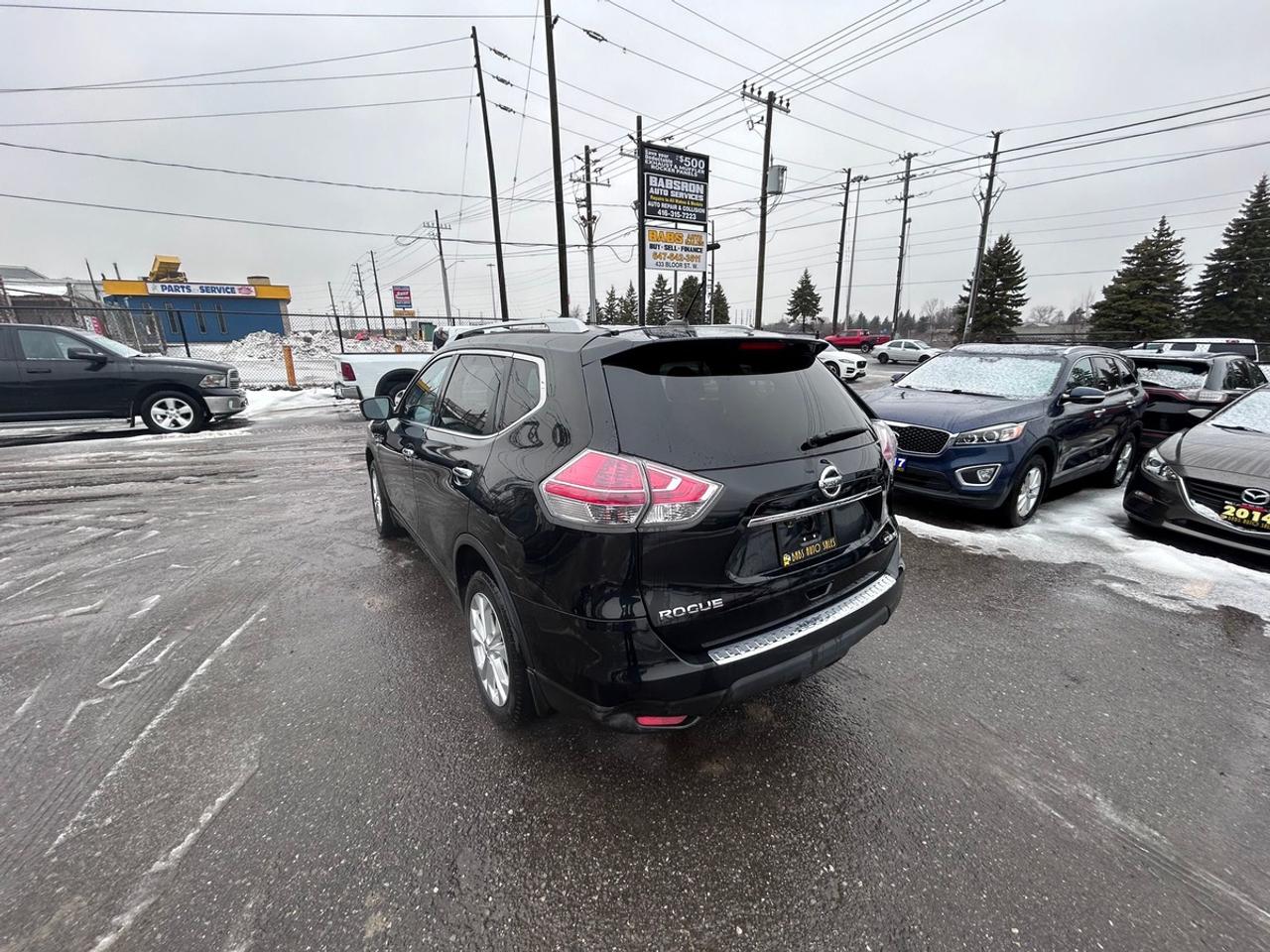 2016 Nissan Rogue S Photo
