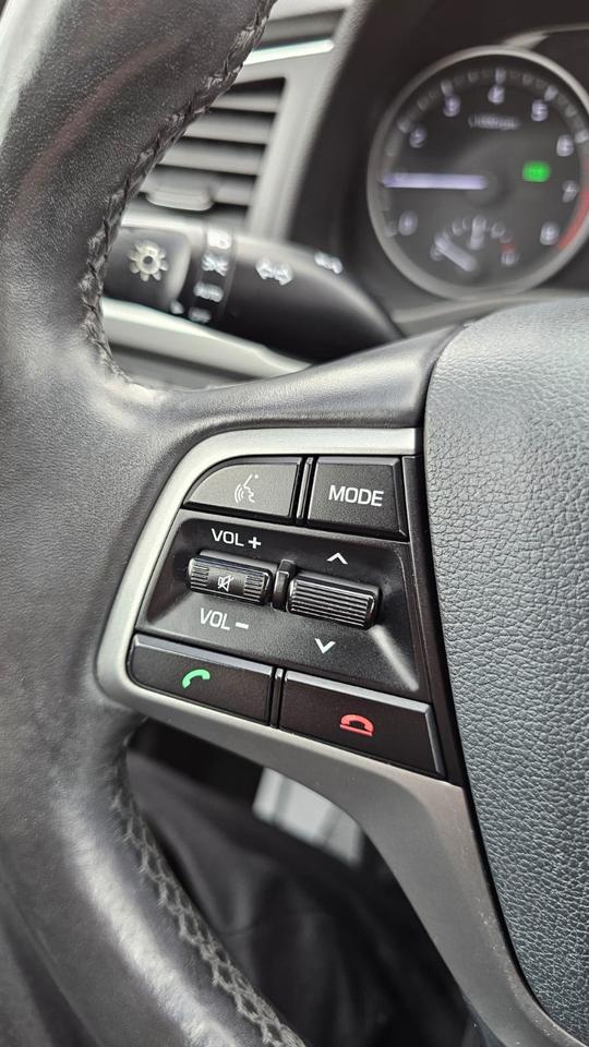 2017 Hyundai Elantra GL Photo