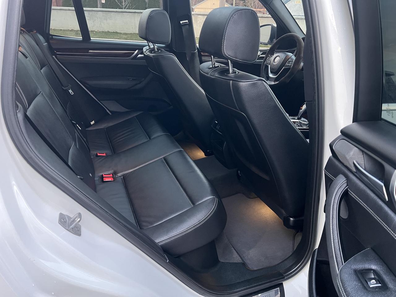 2015 BMW X3 xDrive28i Photo