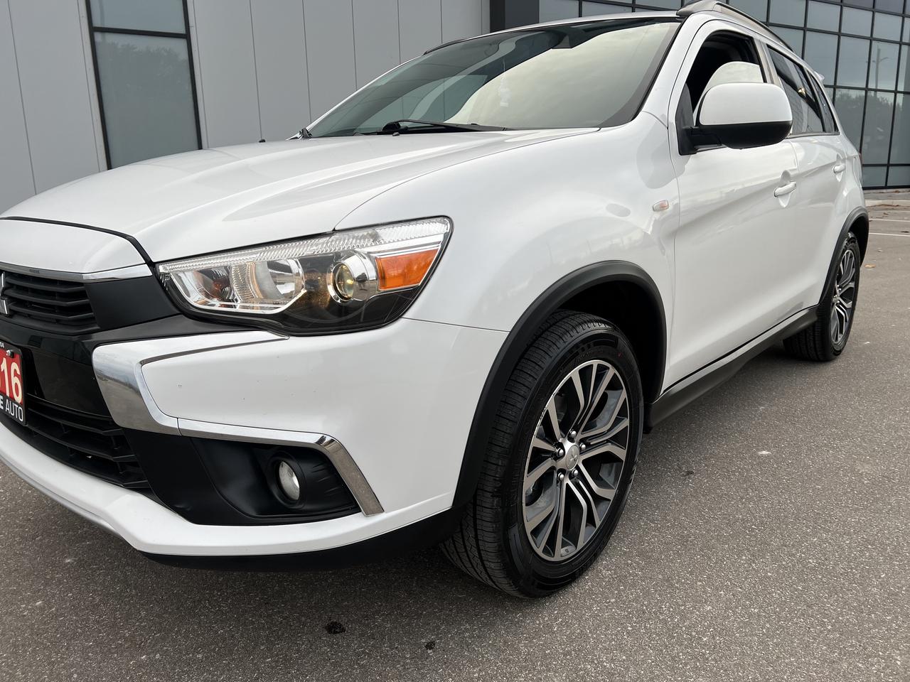 2016 Mitsubishi RVR GT Photo