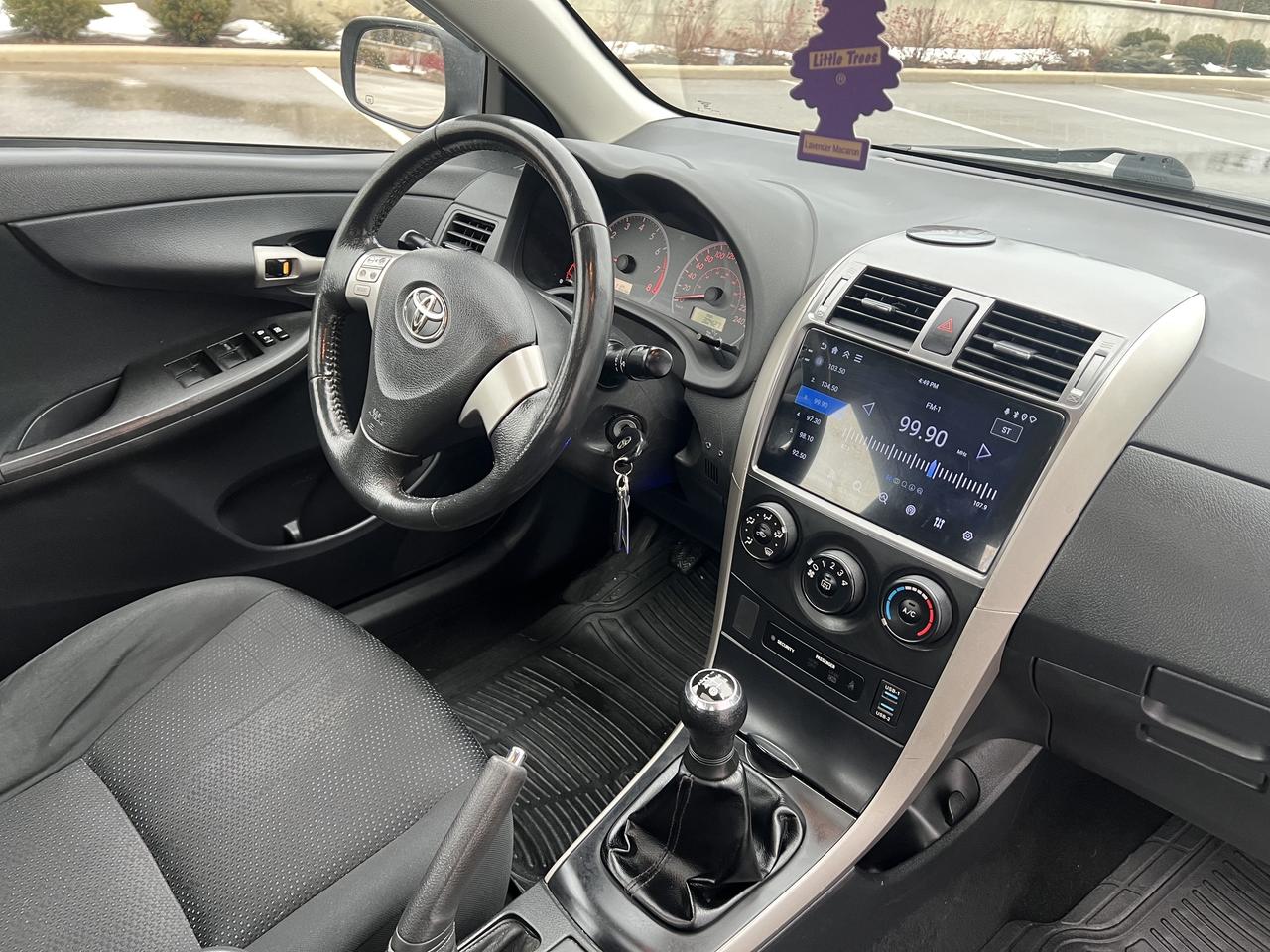 2010 Toyota Corolla Base Photo