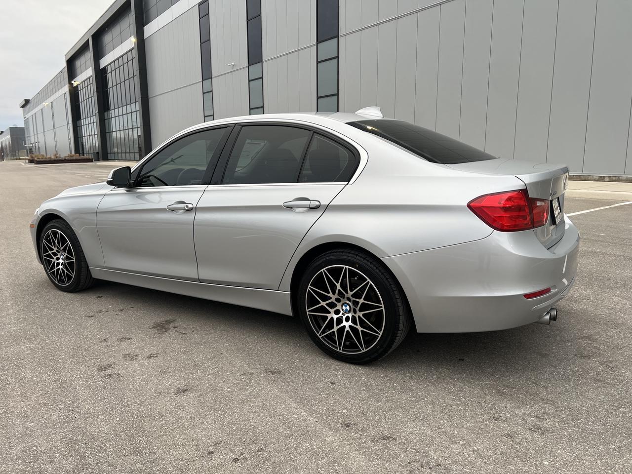 2014 BMW 3-Series 328i xDrive Photo4