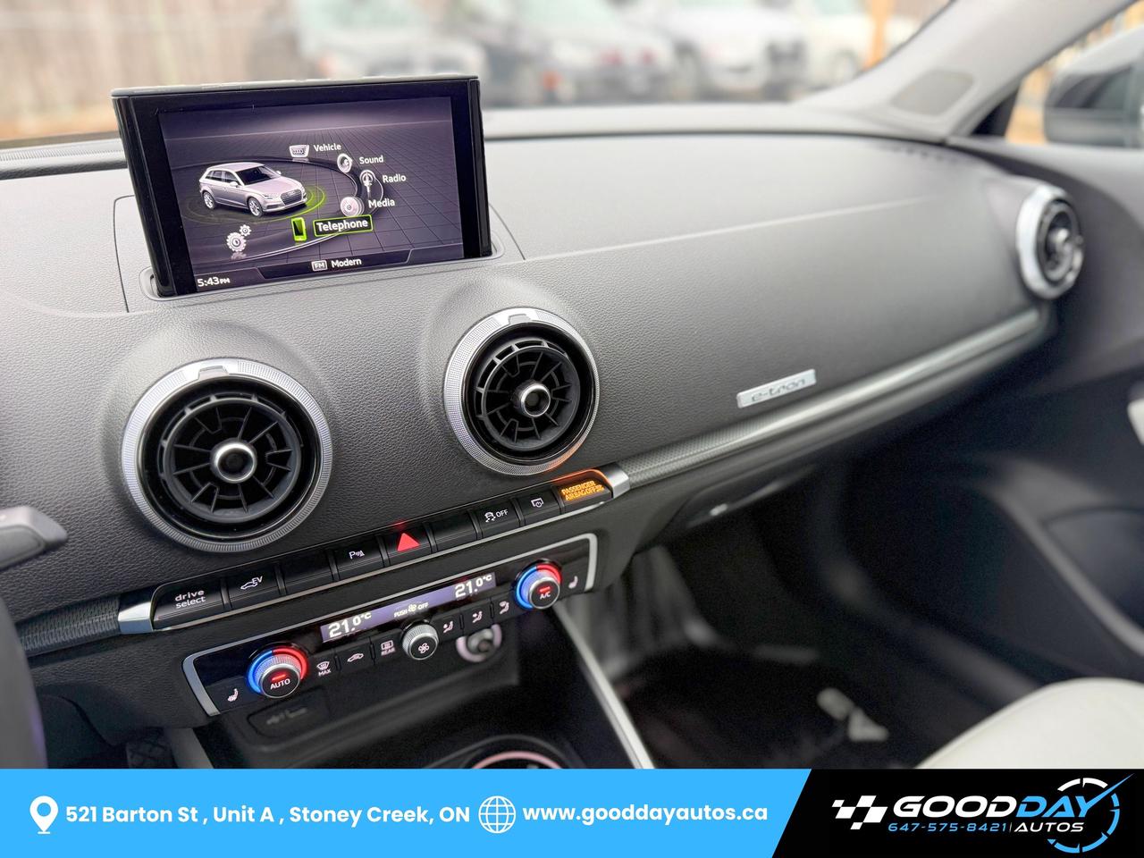 2018 Audi A3 Sportback e-Tron 1.4 TFSI PHEV DEALER SERVICED CLEAN CARFAX Photo