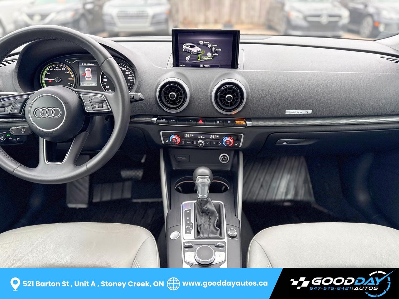 2018 Audi A3 Sportback e-Tron 1.4 TFSI PHEV DEALER SERVICED CLEAN CARFAX Photo