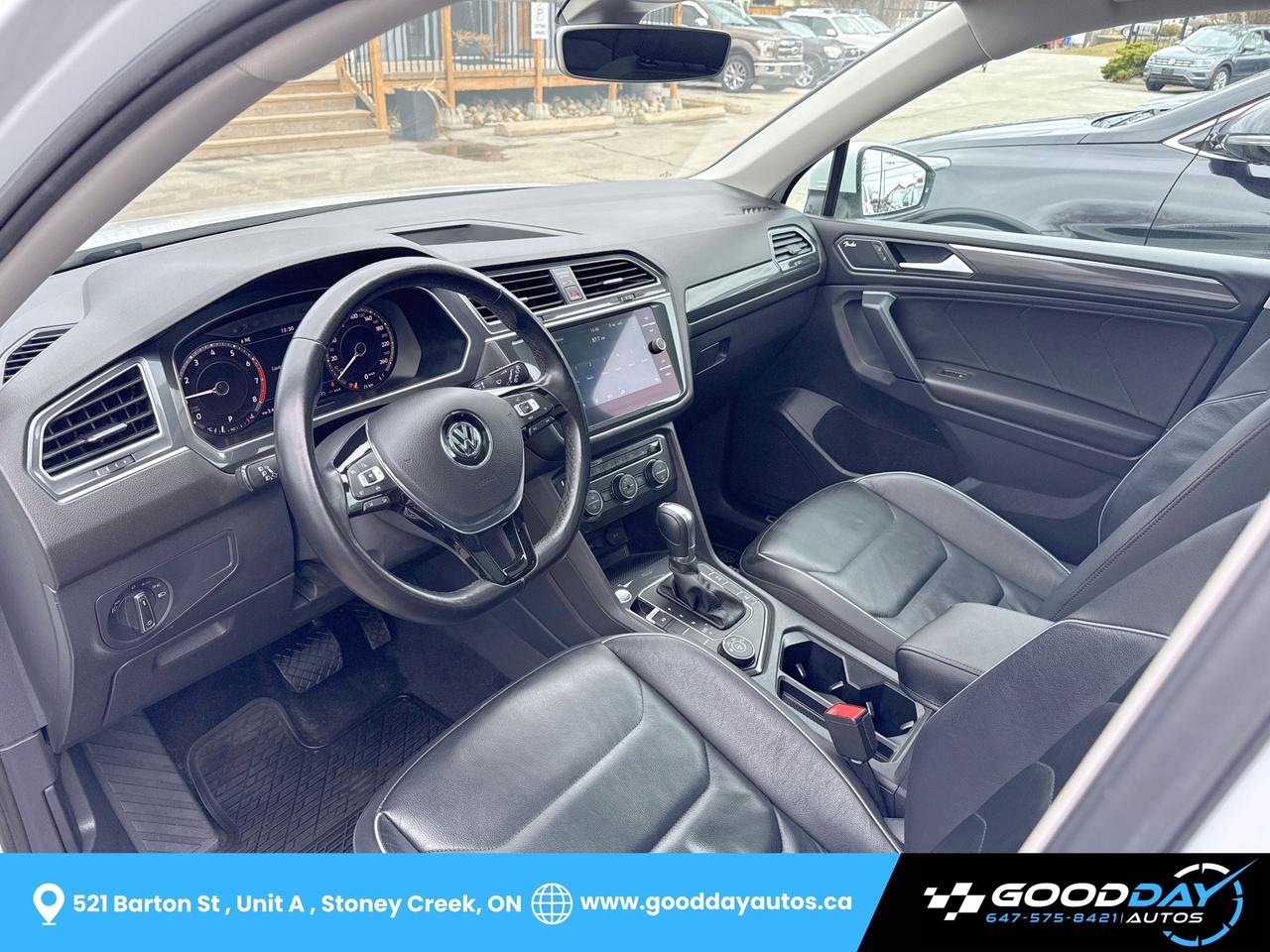 2019 Volkswagen Tiguan HIGHLINE 1 OWNR DEALR SERVCD TWO SETS OF TIRS/RIMS Photo