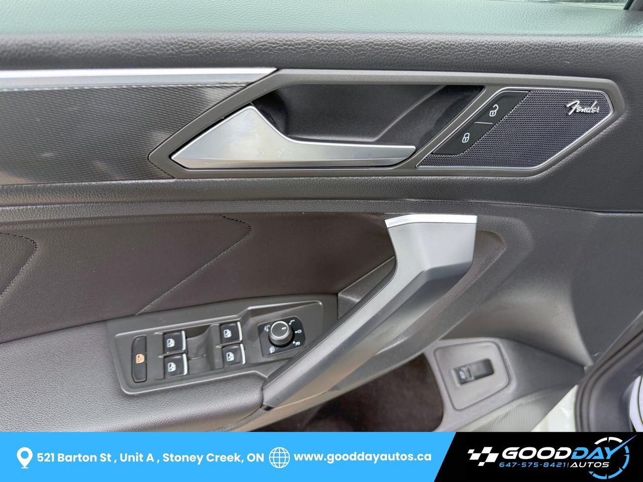 2019 Volkswagen Tiguan HIGHLINE 1 OWNR DEALR SERVCD TWO SETS OF TIRS/RIMS Photo