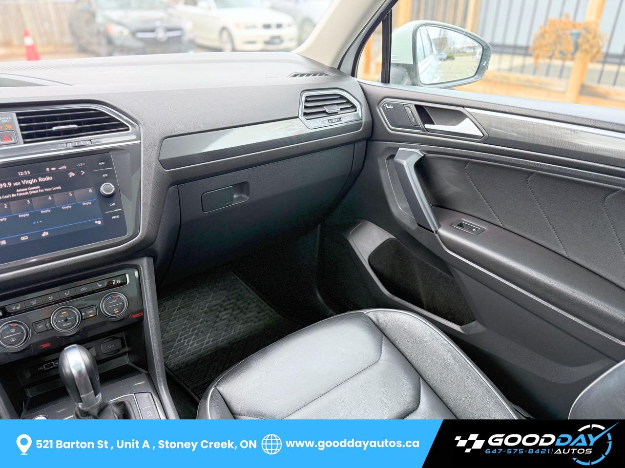 2019 Volkswagen Tiguan HIGHLINE 1 OWNR DEALR SERVCD TWO SETS OF TIRS/RIMS Photo