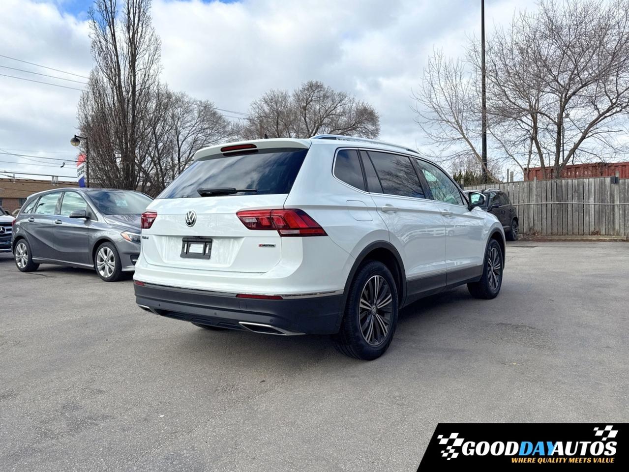 2019 Volkswagen Tiguan HIGHLINE | ONE OWNER | 2 SETS OF TIRES & RIMS Photo